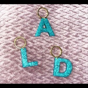 LETTER AND NUMBER RESIN KEYCHAINS